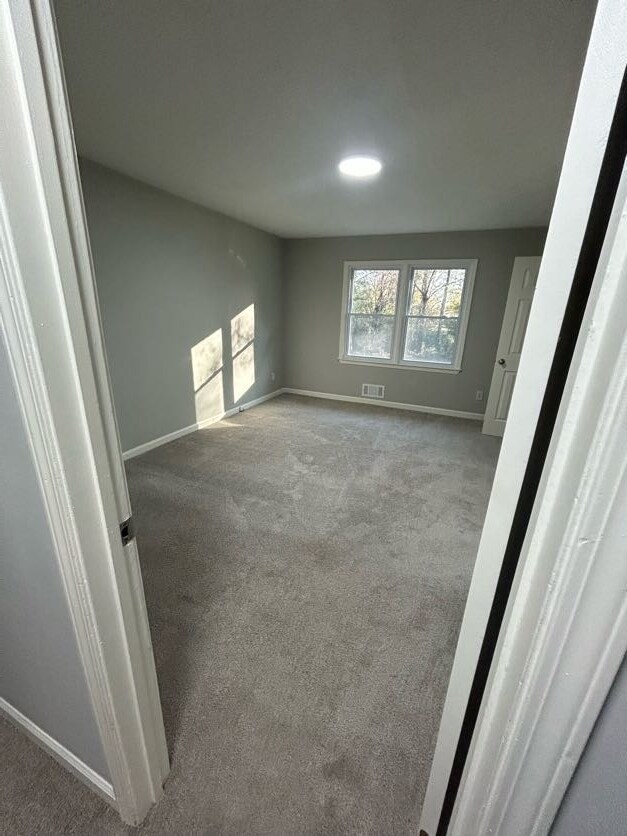 Building Photo - 190 Winston Dr