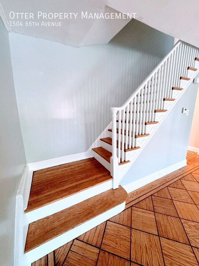 Building Photo - 1504 66th Ave