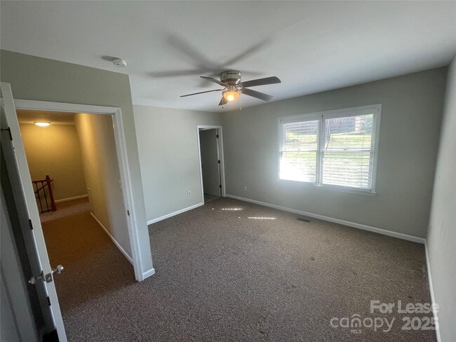 Building Photo - 6160 Timberlane Terrace