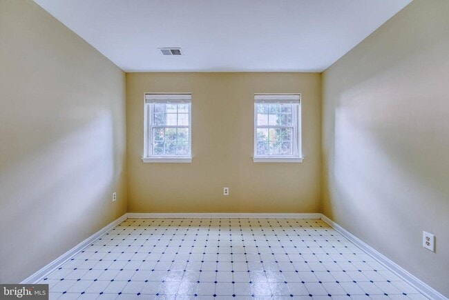 Building Photo - 11719 Dry River Ct