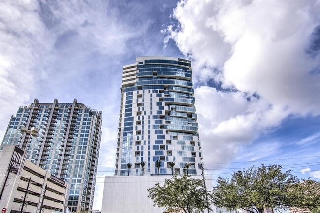 Building Photo - 4521 San Felipe St
