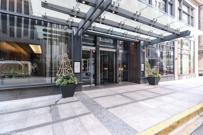 Building Photo - 60 E Monroe St