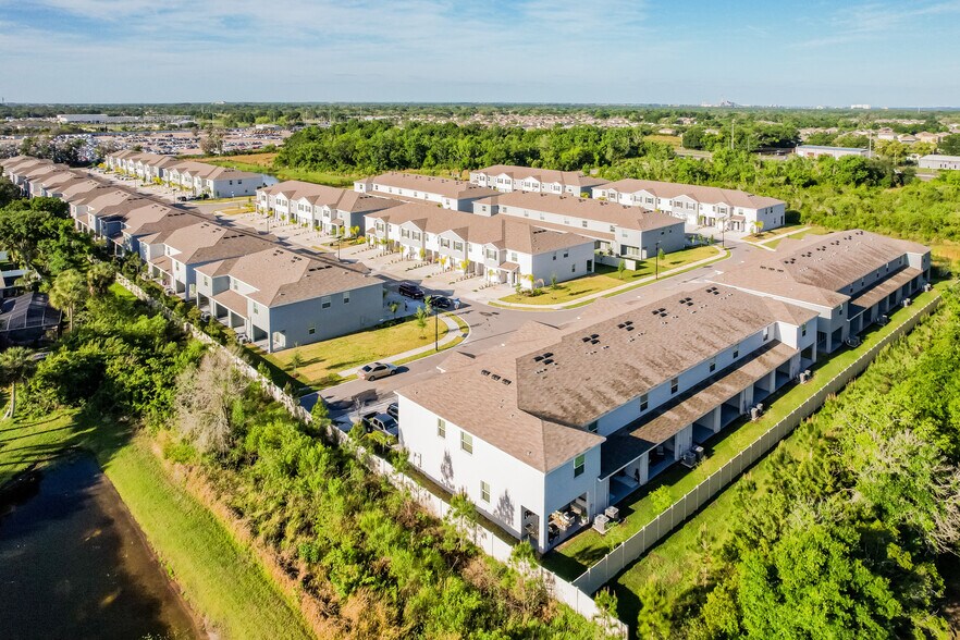 Building Photo - 11861 Mountain Retreat Ln