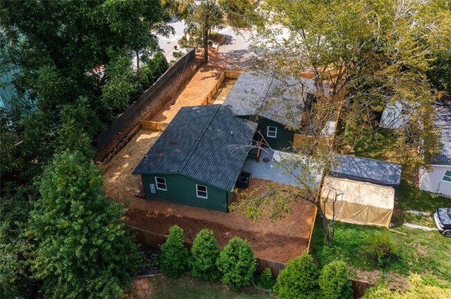 Building Photo - 150 Bixby Terrace SE