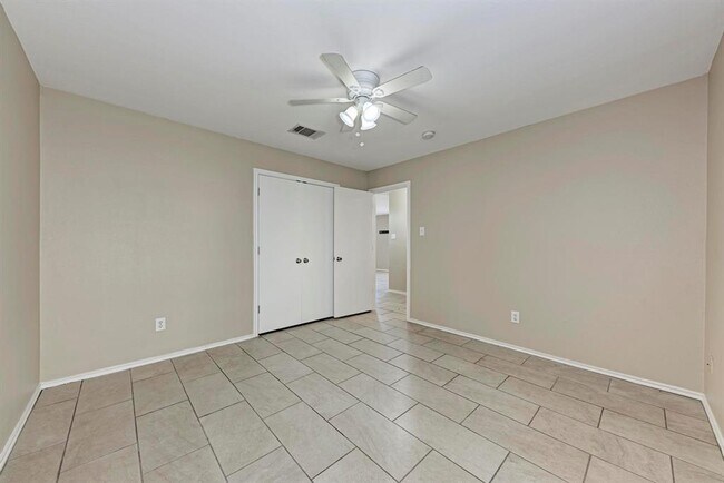 Building Photo - 289 Drystone Trail