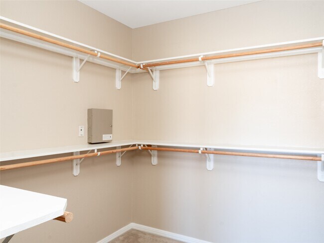 Building Photo - 962 Umbria Ln