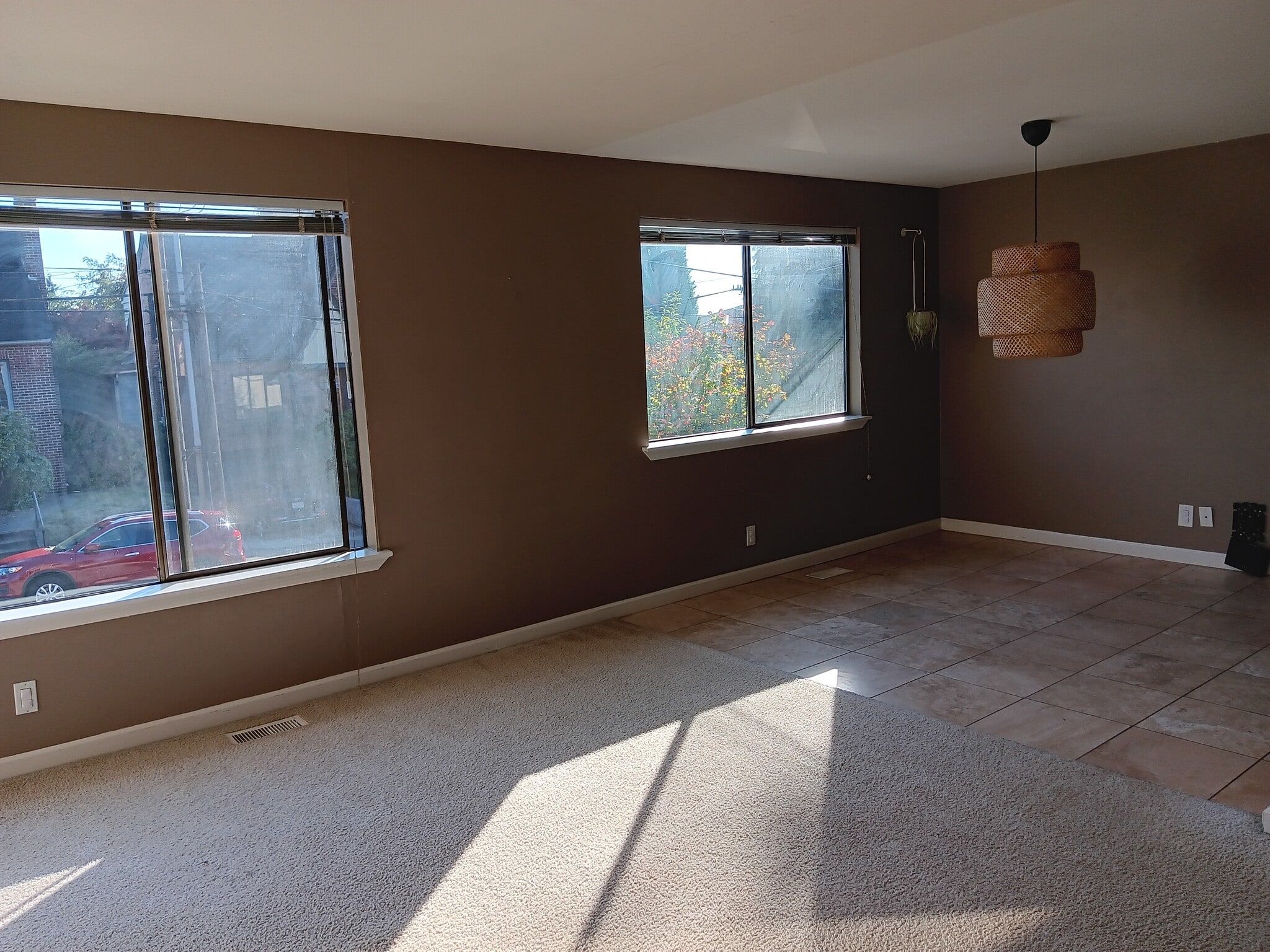 Building Photo - 518 NE 85th St