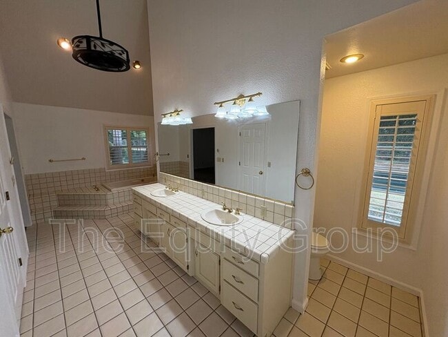 Building Photo - 5503 W Sweet Dr