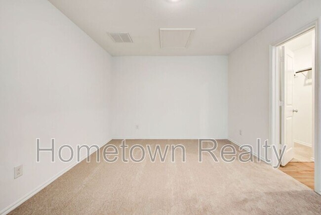 Building Photo - 3302 NW 148th St