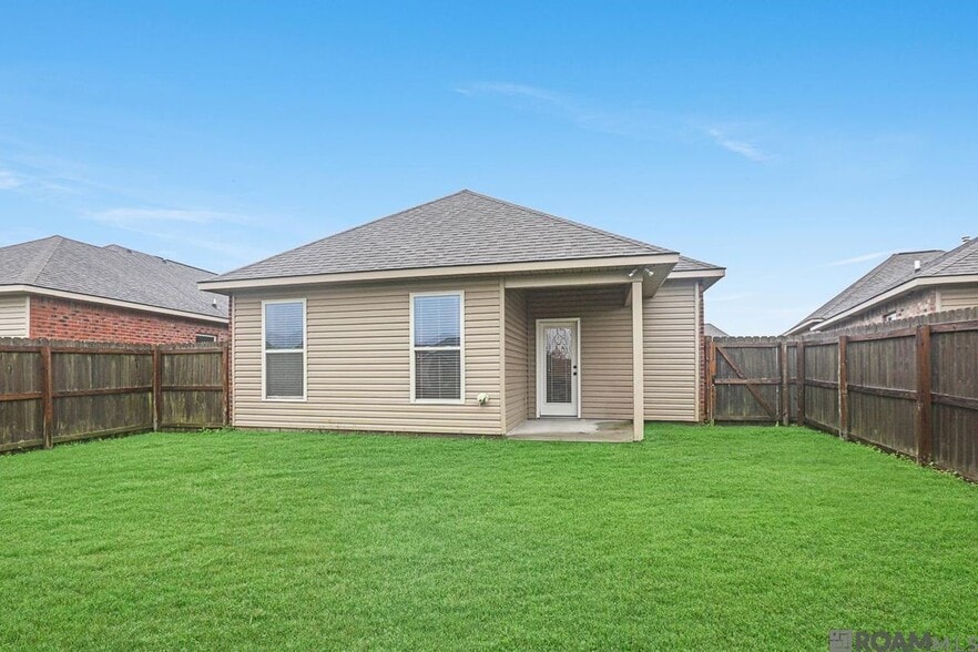 Building Photo - 16248 Timberstone Dr