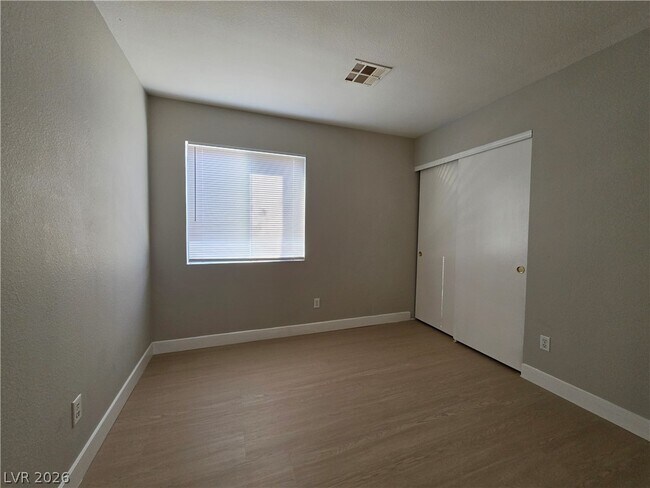 Building Photo - 5929 Forest Creek Rd