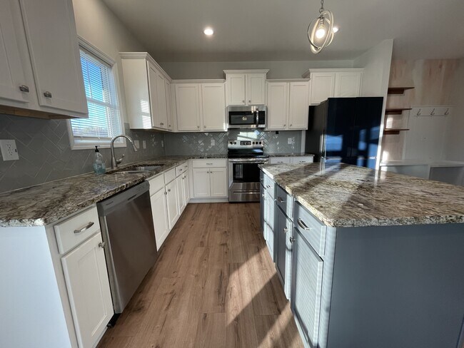 Building Photo - 8640 St Joans Wy