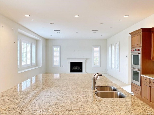 Building Photo - 109 Gardenview