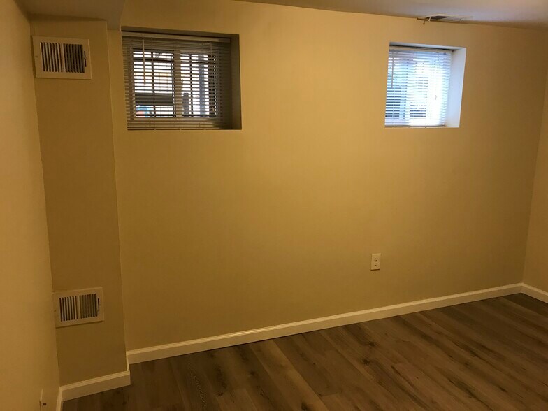 Rear bedroom - 1448 Newton St NW