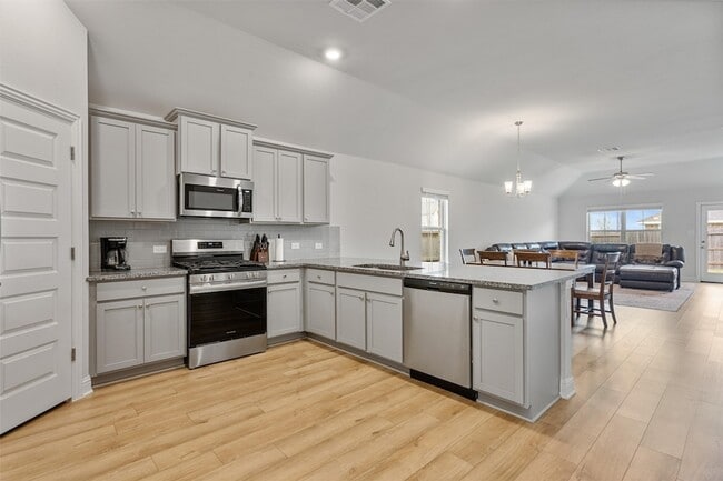 Building Photo - 13724 Sabine Lk Dr