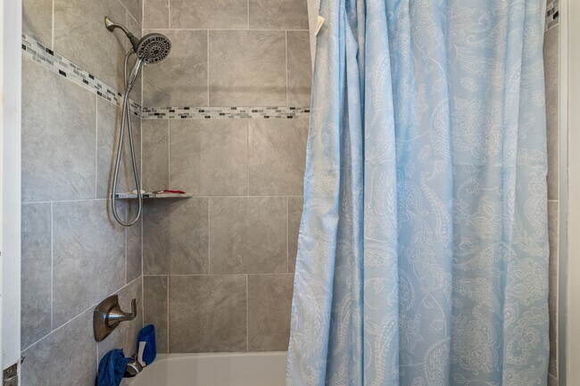 Building Photo - 453 Belinda Pkwy