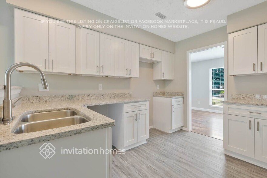 Building Photo - 4063 Greenwillow Ln W