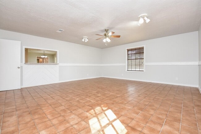 Building Photo - 12713 Roy Harris Loop