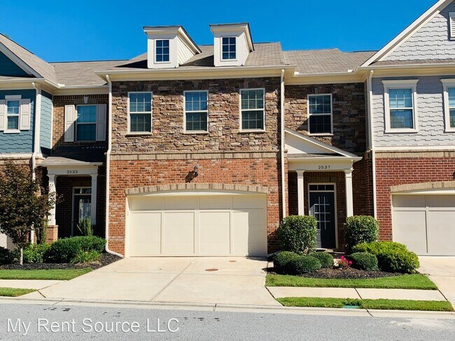 Primary Photo - 3 br, 2.5 bath House - 2537 Josselyn Lane SE