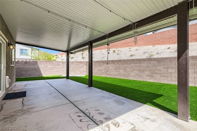 Building Photo - 10790 Wild Parsley Ave