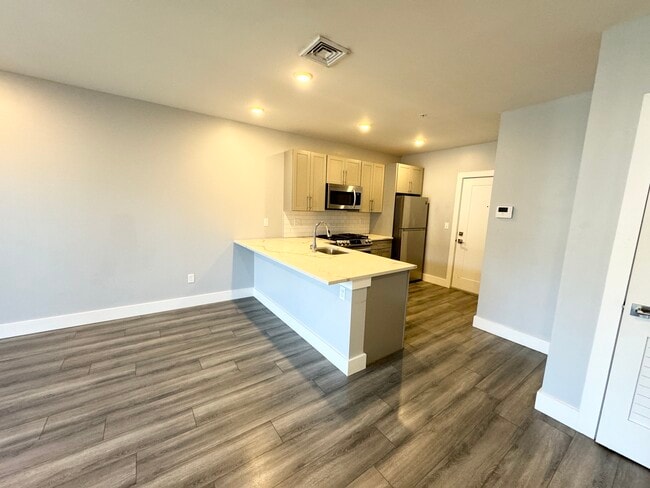 Building Photo - SOBO Place