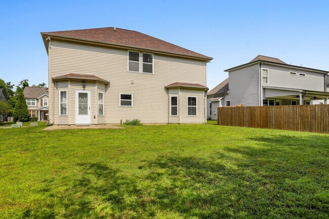 Building Photo - 4208 Longfellow Dr