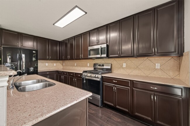 Building Photo - 18302 Walden Gate Ln