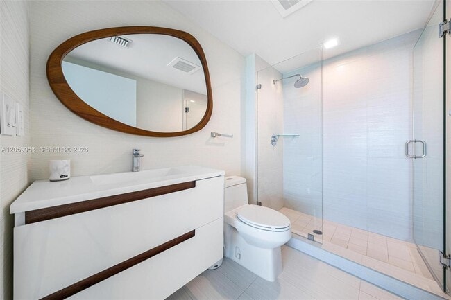 Building Photo - 3951 S Ocean Dr