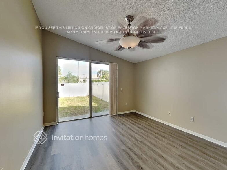 Building Photo - 15745 NW 16th Ct