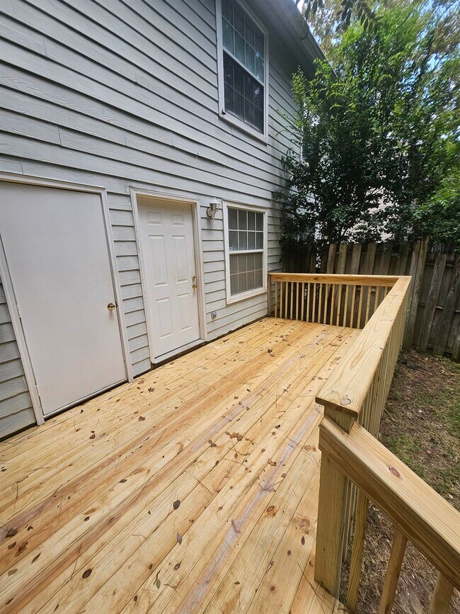 Building Photo - 3377 Tansey Ct