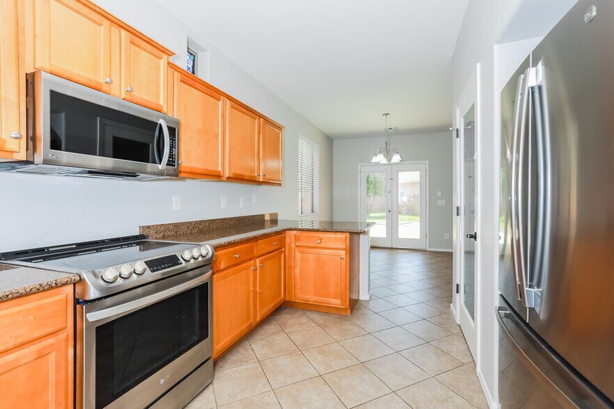 Building Photo - 843 S Morrison Ln