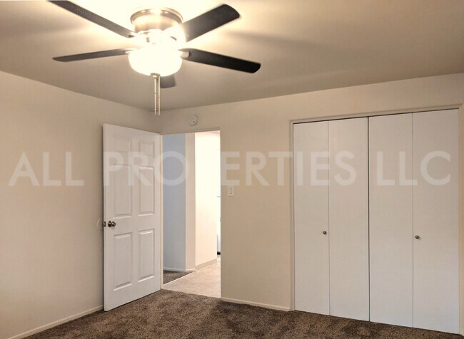 Building Photo - 1200 Emerson St