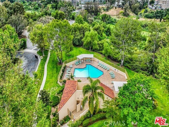 Building Photo - 431 Pebble Beach Pl