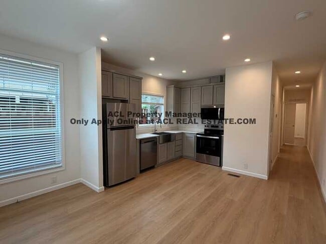 Building Photo - Newly Built, Never Lived in 2bed 1 bath Unit For Rent