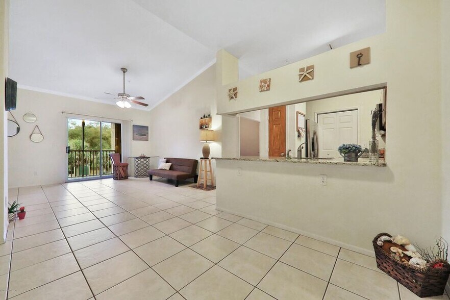 Building Photo - 120 Veracruz Dr