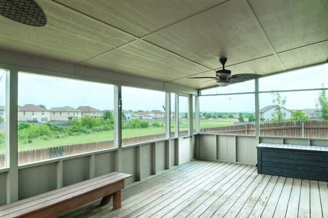 Building Photo - 451 New Bridge Dr