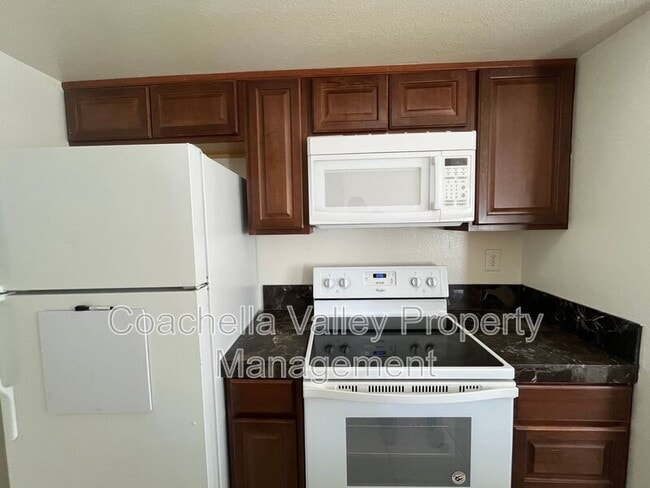 Building Photo - 72632 Raven Rd