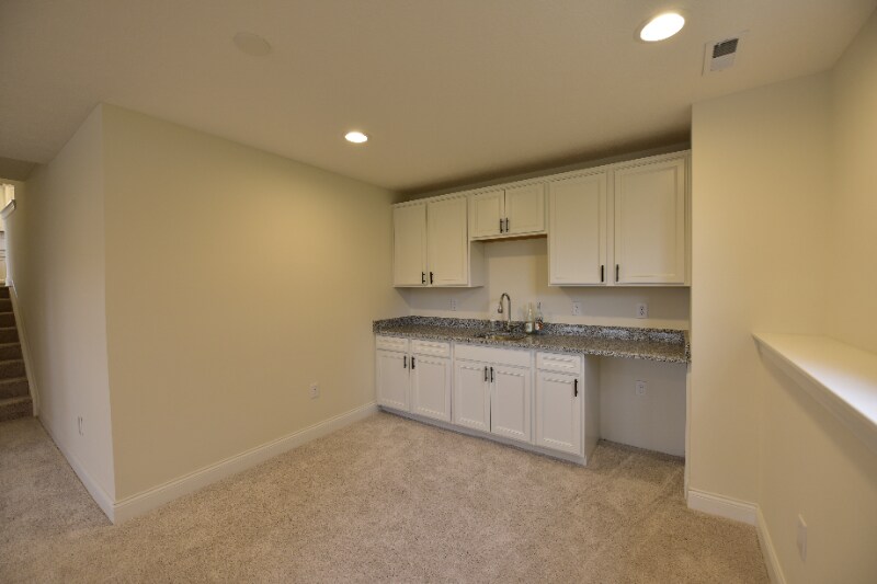 Building Photo - 4325 Harold Dr