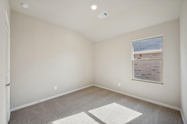 Building Photo - 2209 Dunbar Dr