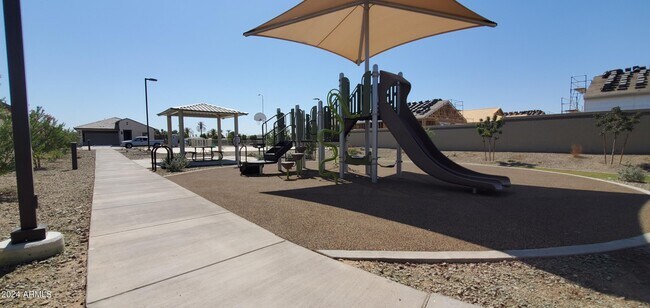 Building Photo - 7812 N 79th Dr