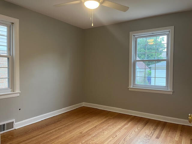 Bedroom - 4053 N Plainfield Ave