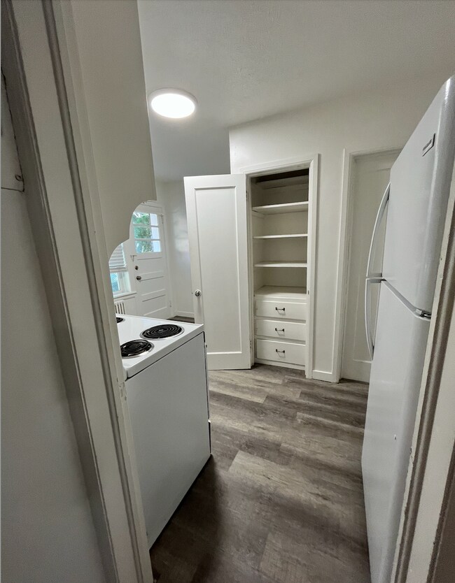 Building Photo - 1 Bed/1 Bath close to BYU