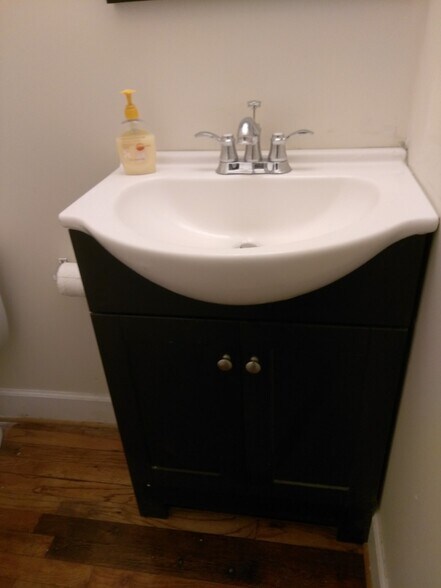 Building Photo - 6309 Longfellow St