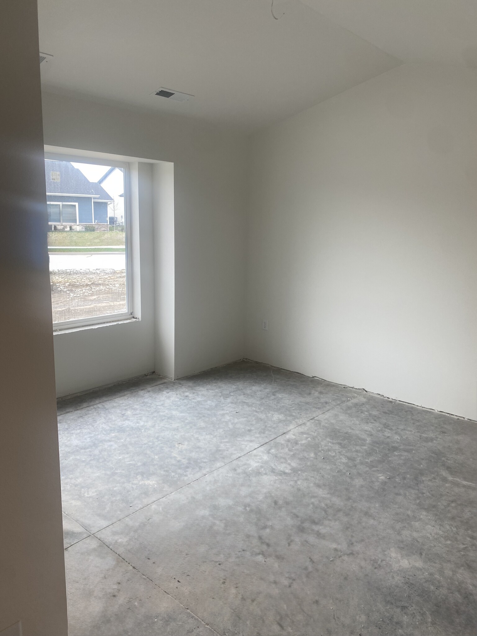 Building Photo - 108 Huntington Dr