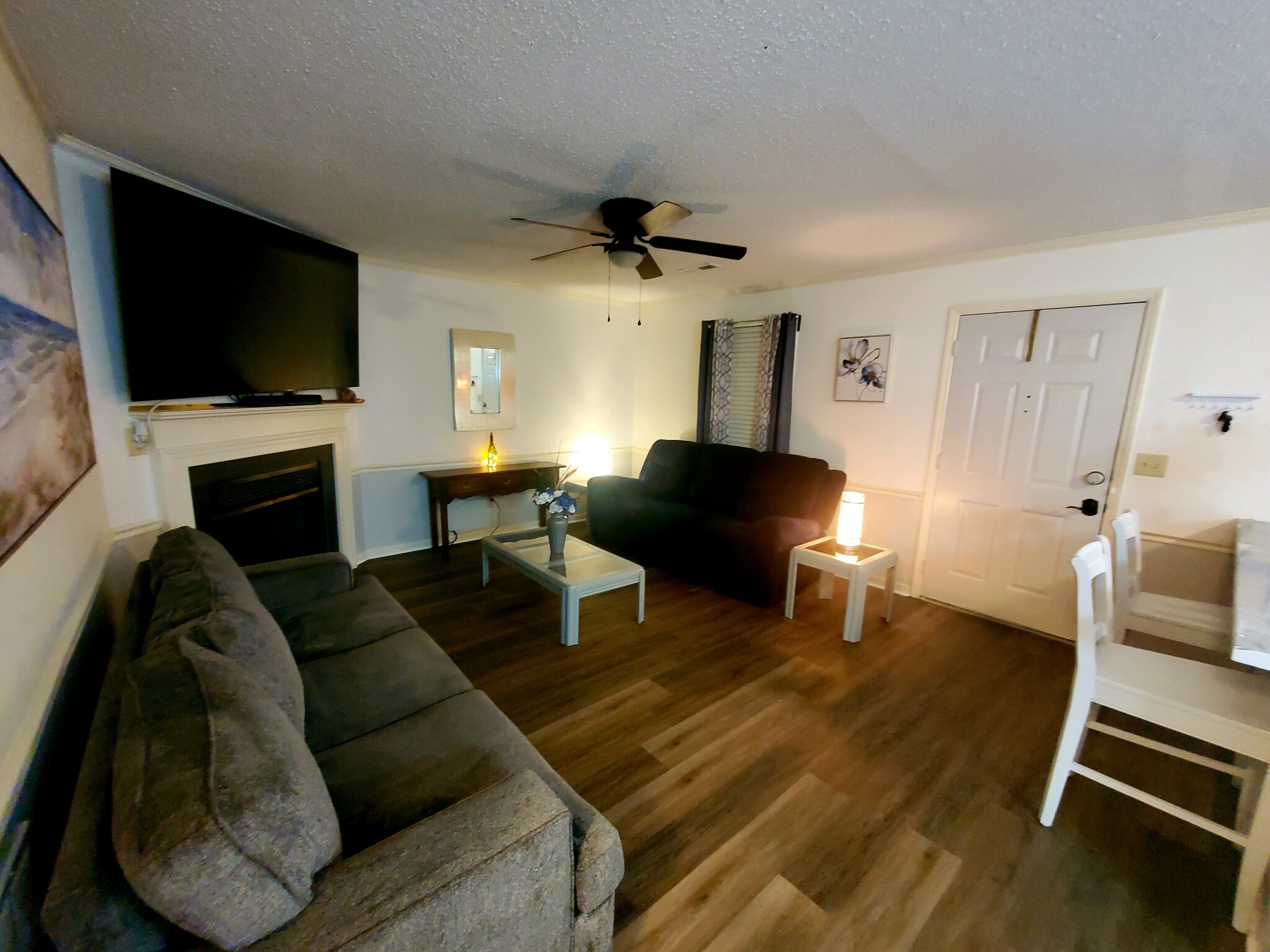 Living Room and Kitchen - 250 Olde Vineyard Ct