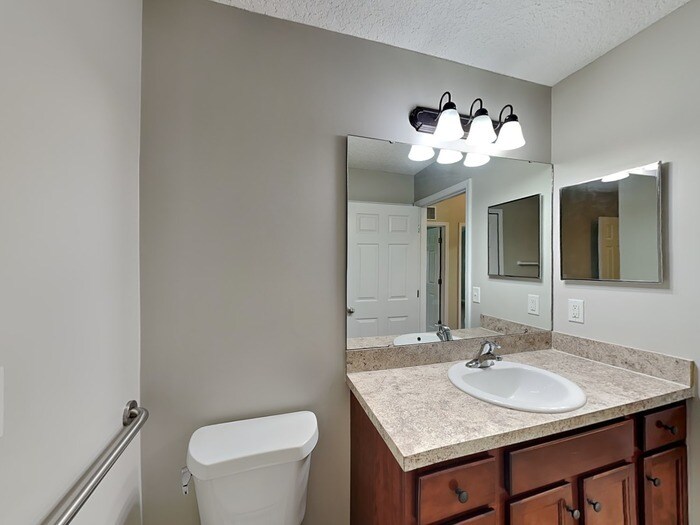 Building Photo - 167 Patriot Ln