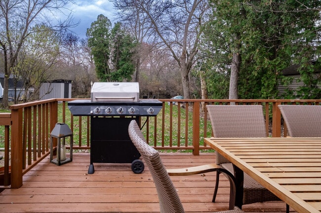 Building Photo - 26229 93rd St