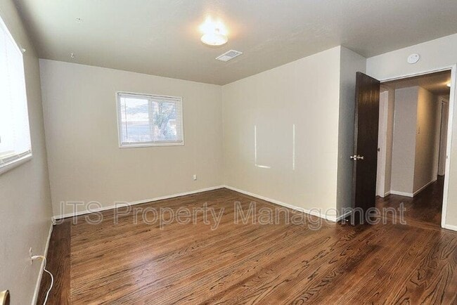 Building Photo - 1817 Vesta Way