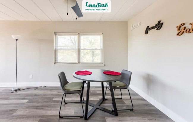 Building Photo - 801 Cooper Landing Rd