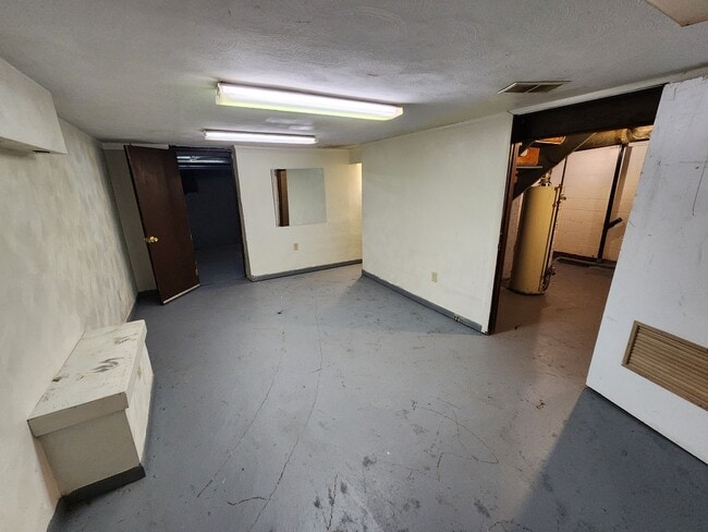 Building Photo - COMING SOON! This is a Lease-to-Own – Not ...